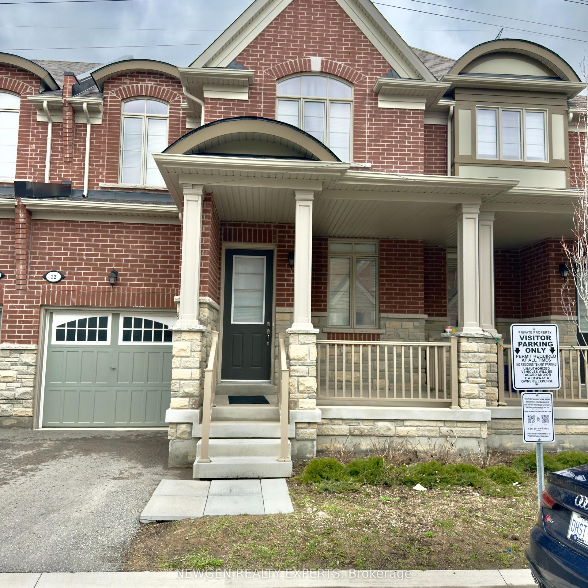12 Cachia Lane, Ajax — Townhouse for sale, photo 1