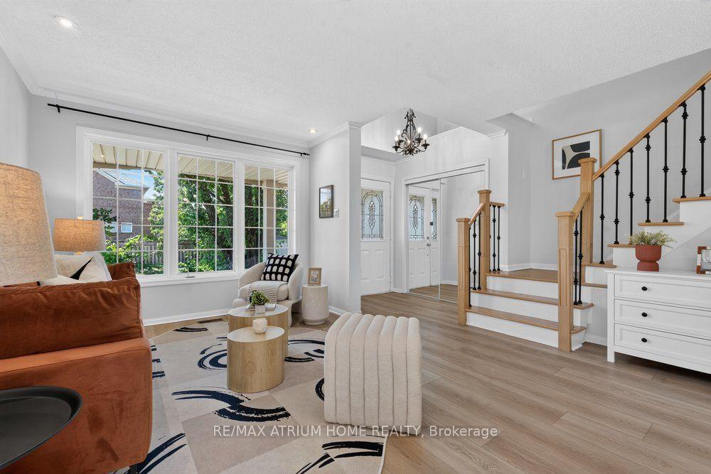 2293 Oakhaven Drive, Oakville — Detached for sale, photo 1
