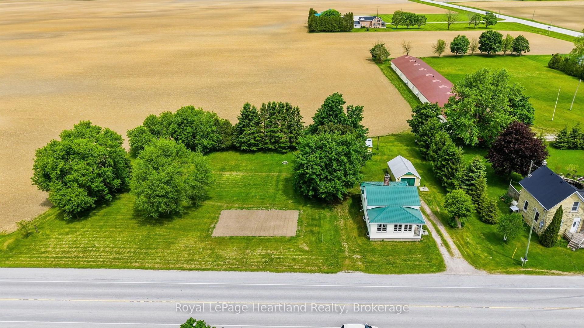 41574 Kirkton Road — photo 1