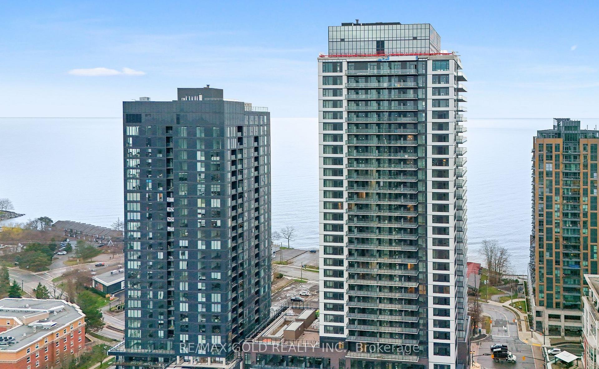 2075 Lakeshore Road 214 #214 — photo 1