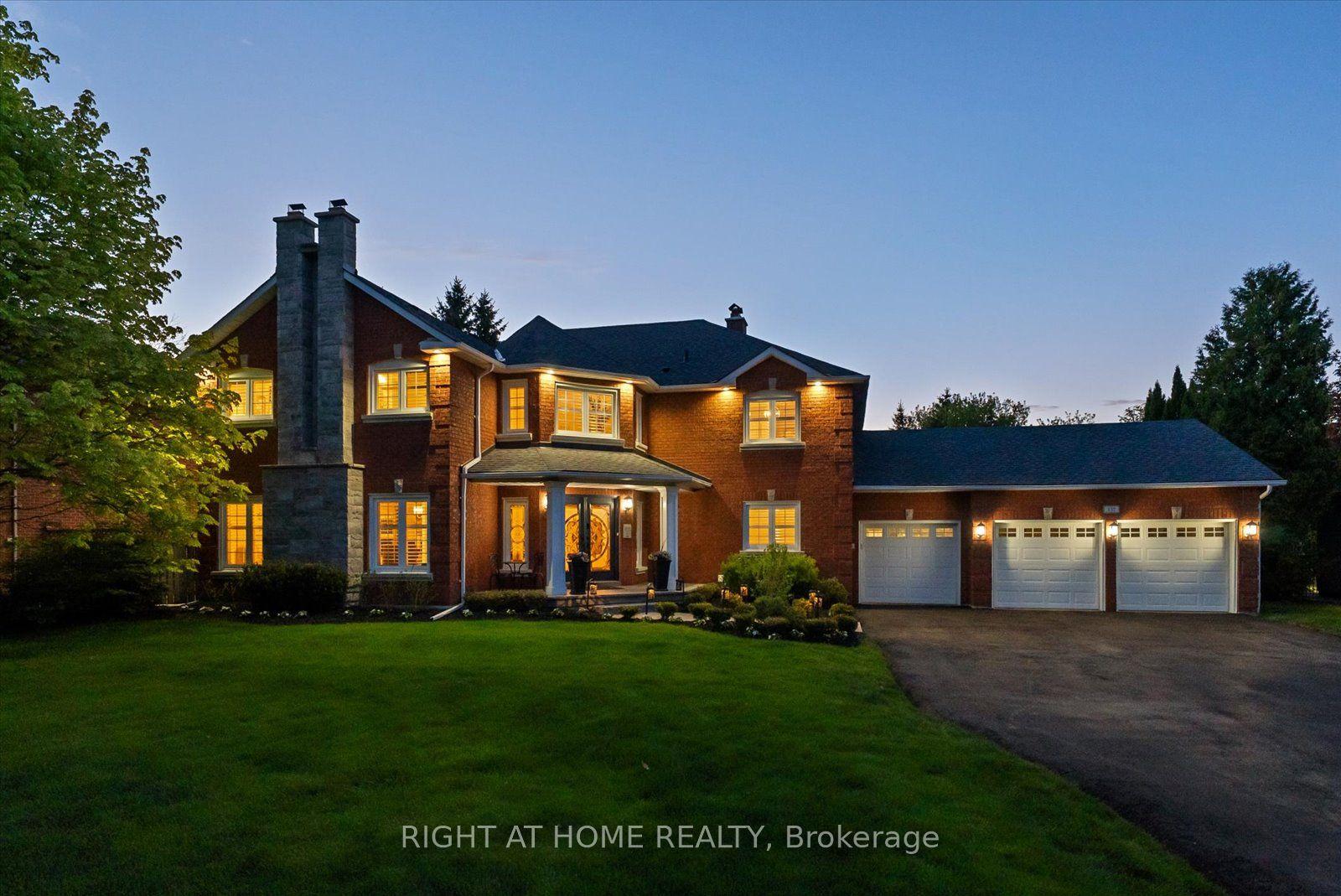 137 Treegrove Circle — photo 1