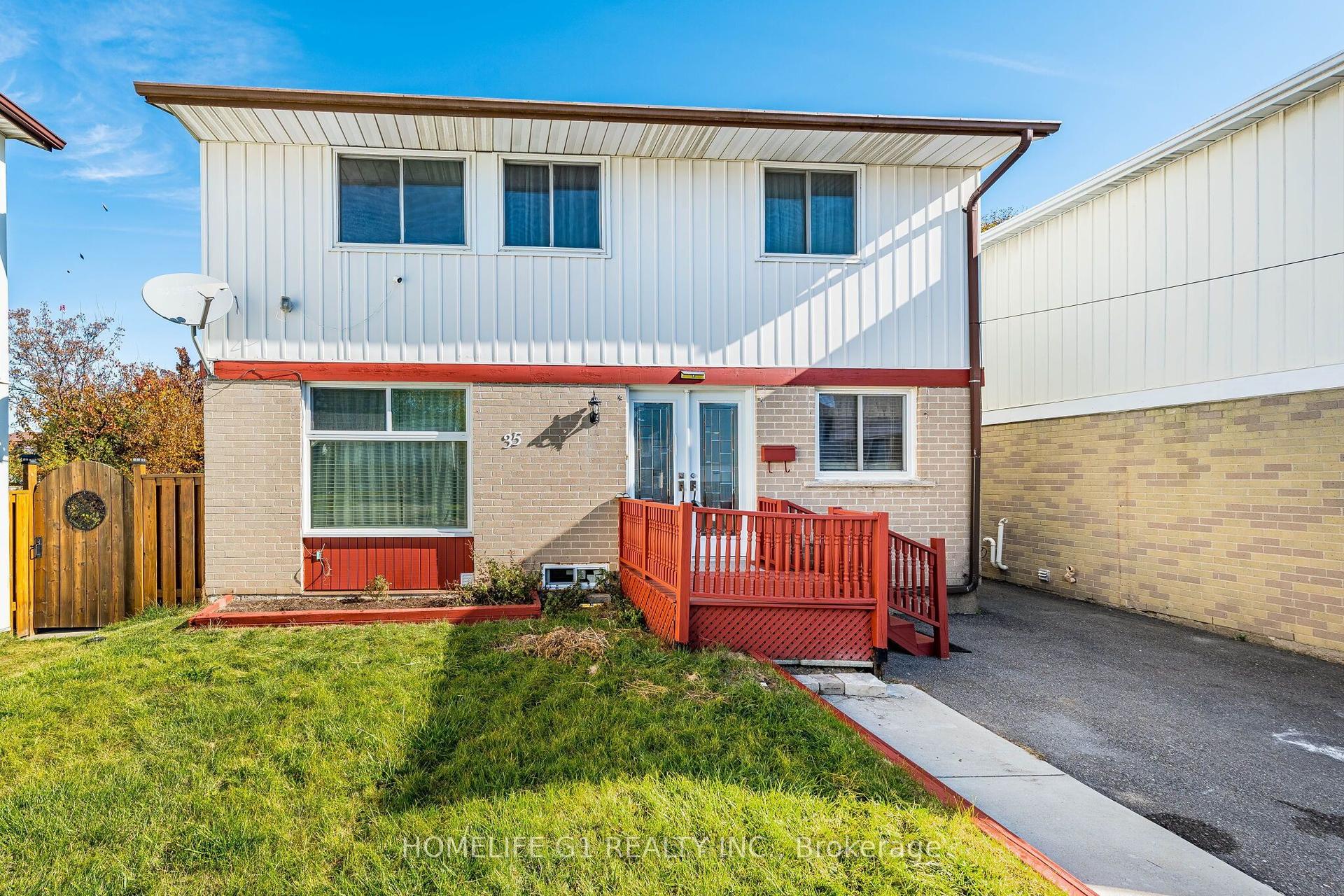 35 Greenbush Court, Brampton — Detached for sale, photo 1