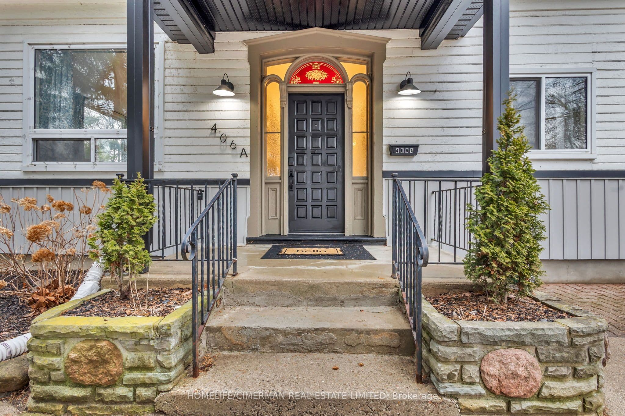 406 Grey Street — photo 1