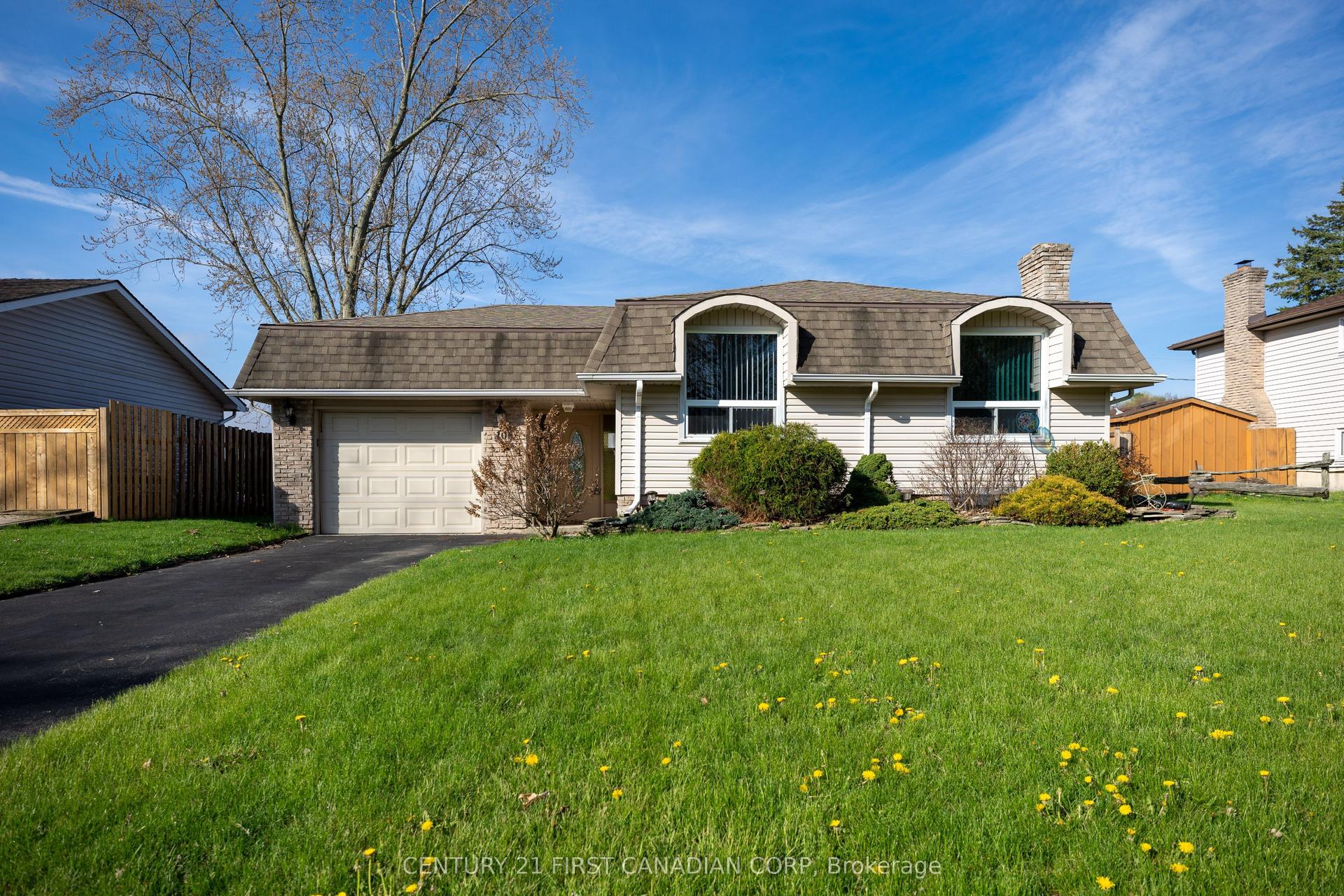106 Angelo Drive — photo 1