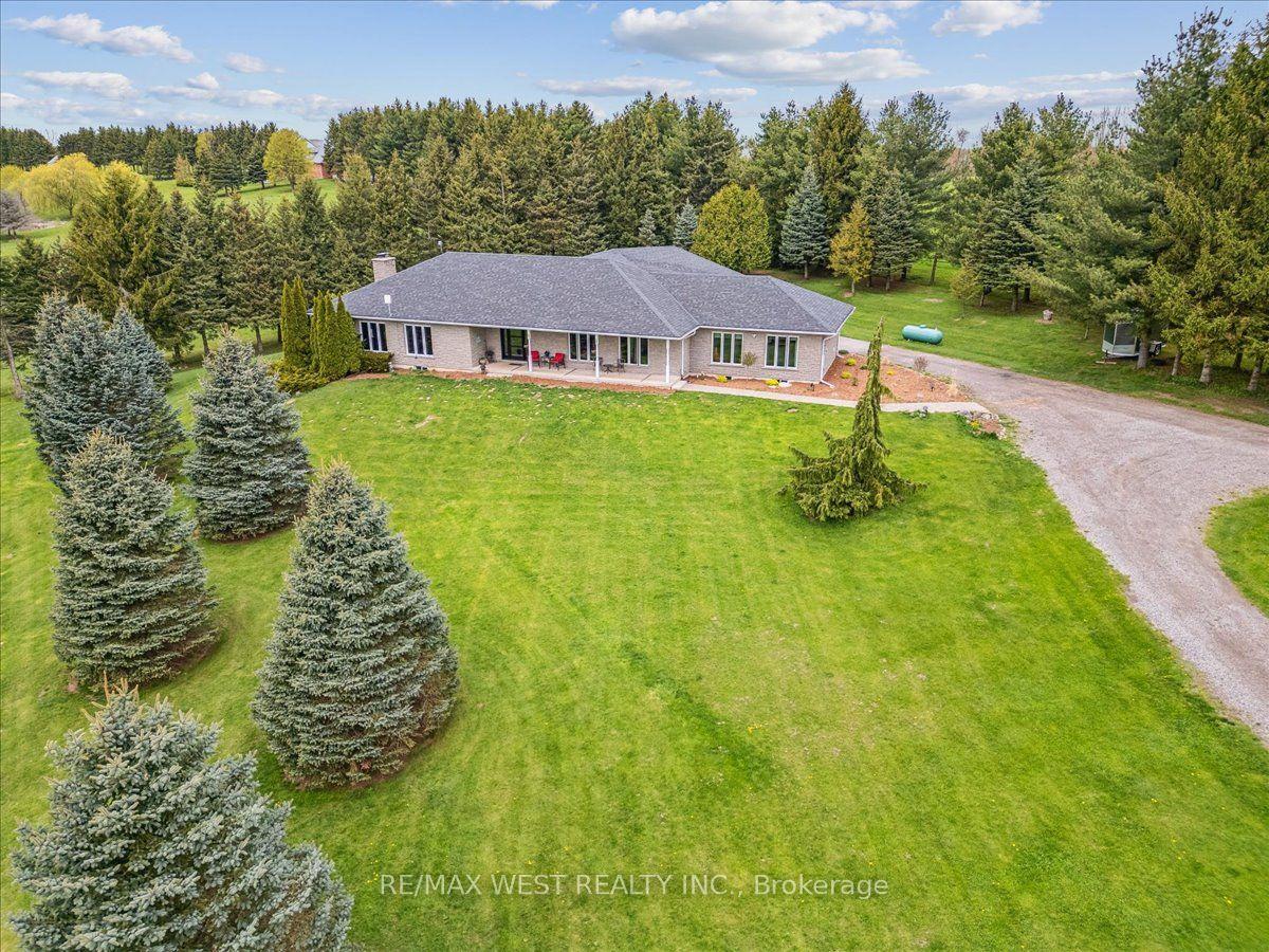 331 Mountsberg Road — photo 1