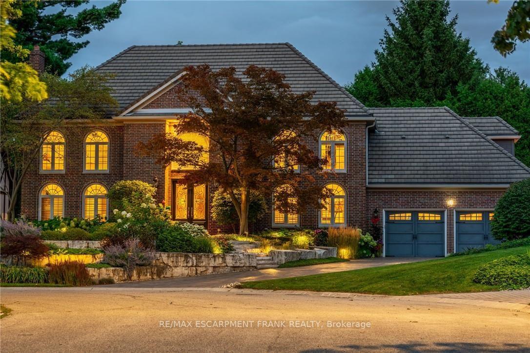 45 Peppertree Crescent, Hamilton — Detached for sale, photo 1