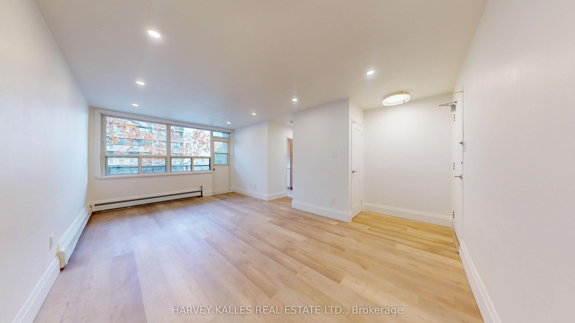 1 Marquette Avenue 12 #12, Toronto — Multiplex for lease, photo 1