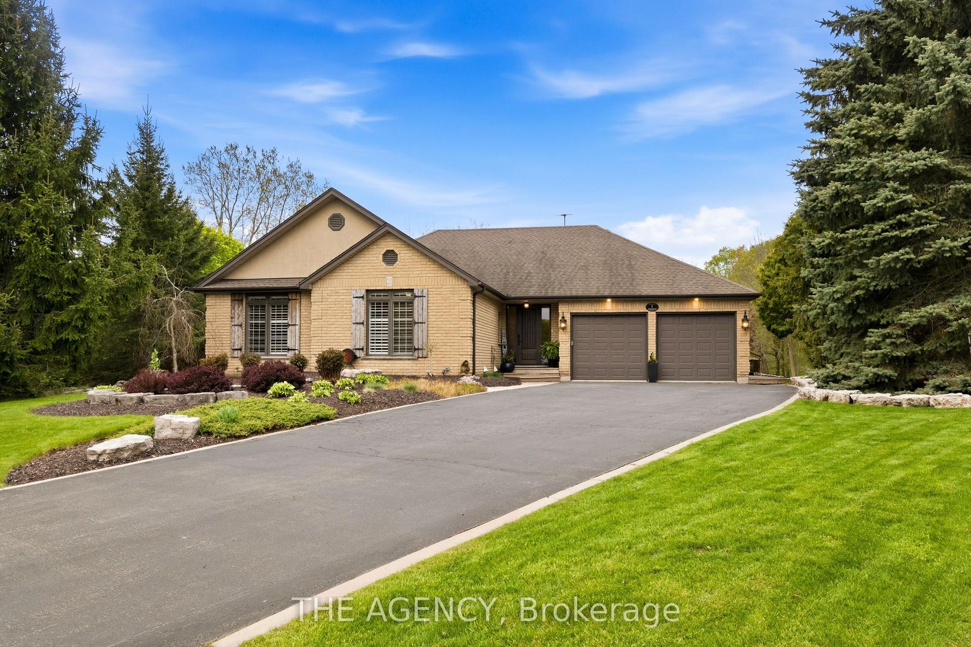 1 McDonald Place — photo 1