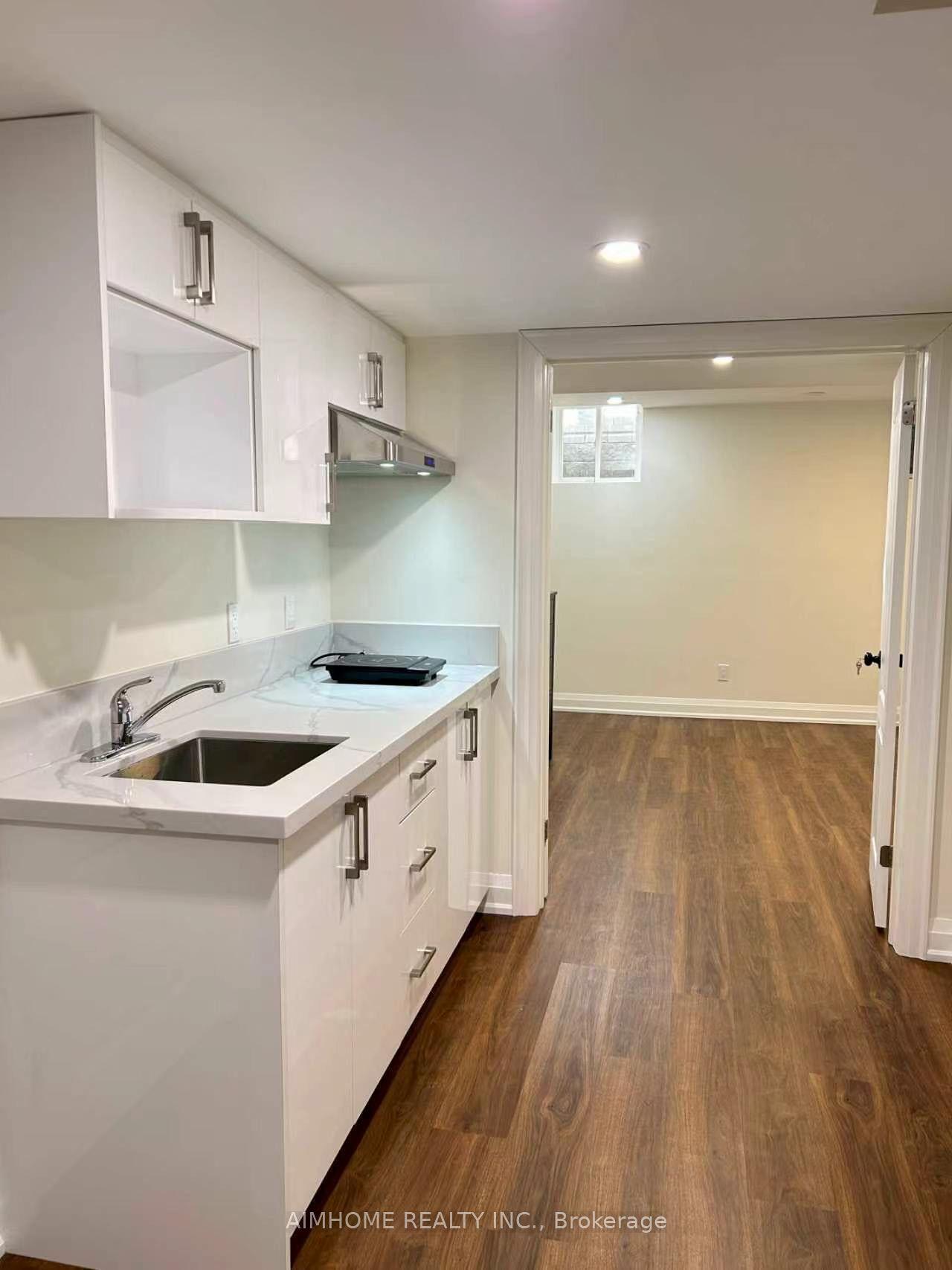 130 Village Gate Drive, Markham — Detached for lease, photo 1