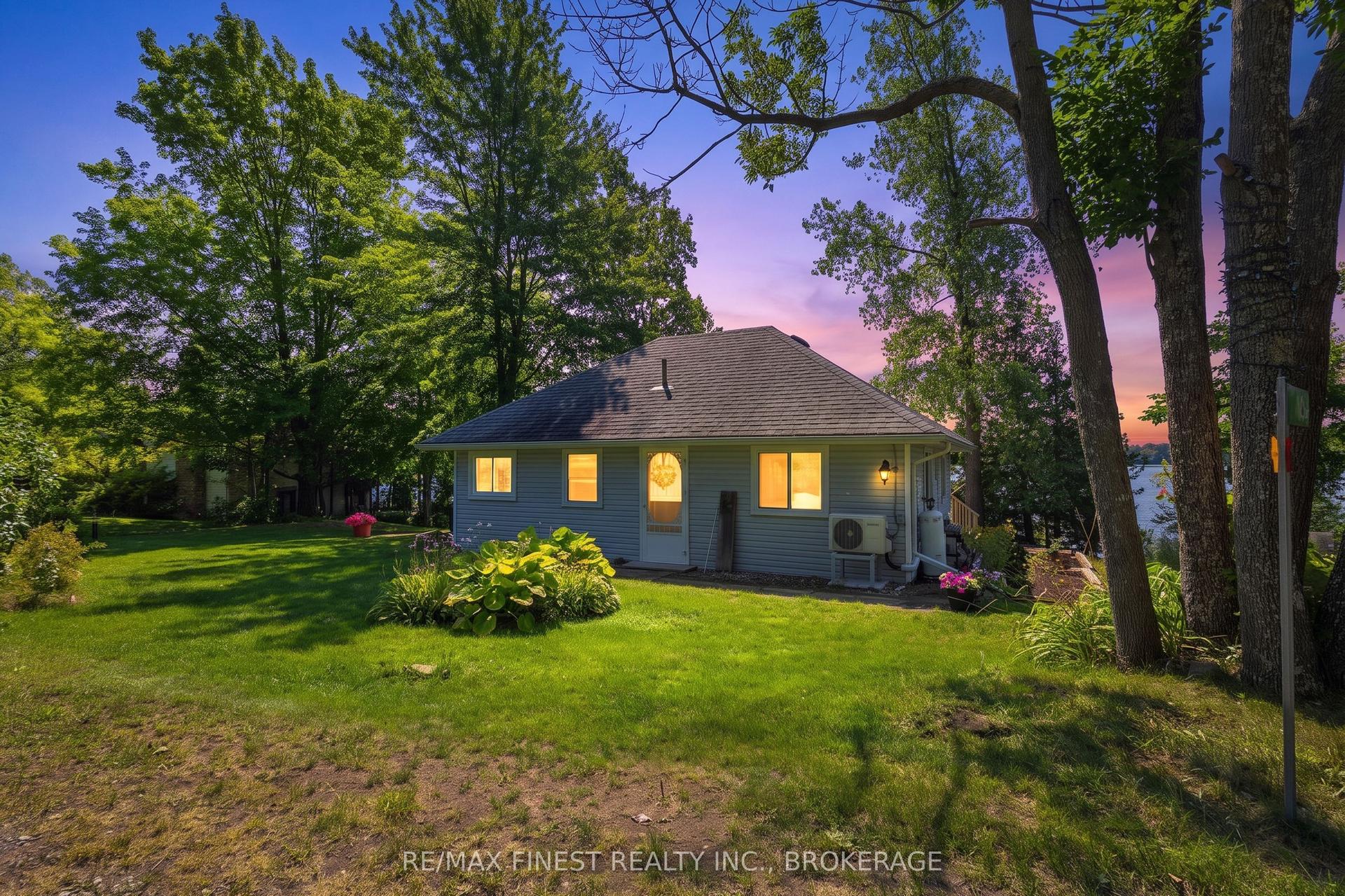 1050 Anker Lane, Frontenac — Detached for sale, photo 1