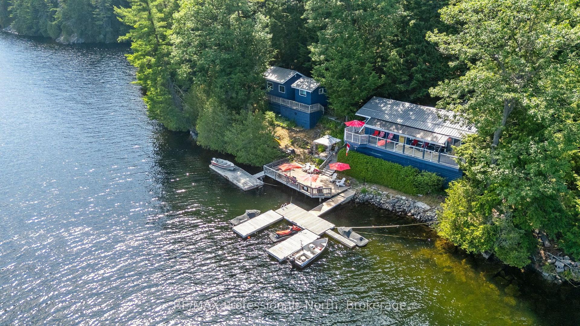 11047 Little Hawk West Shore WAO, Algonquin Highlands — Detached for sale, photo 1