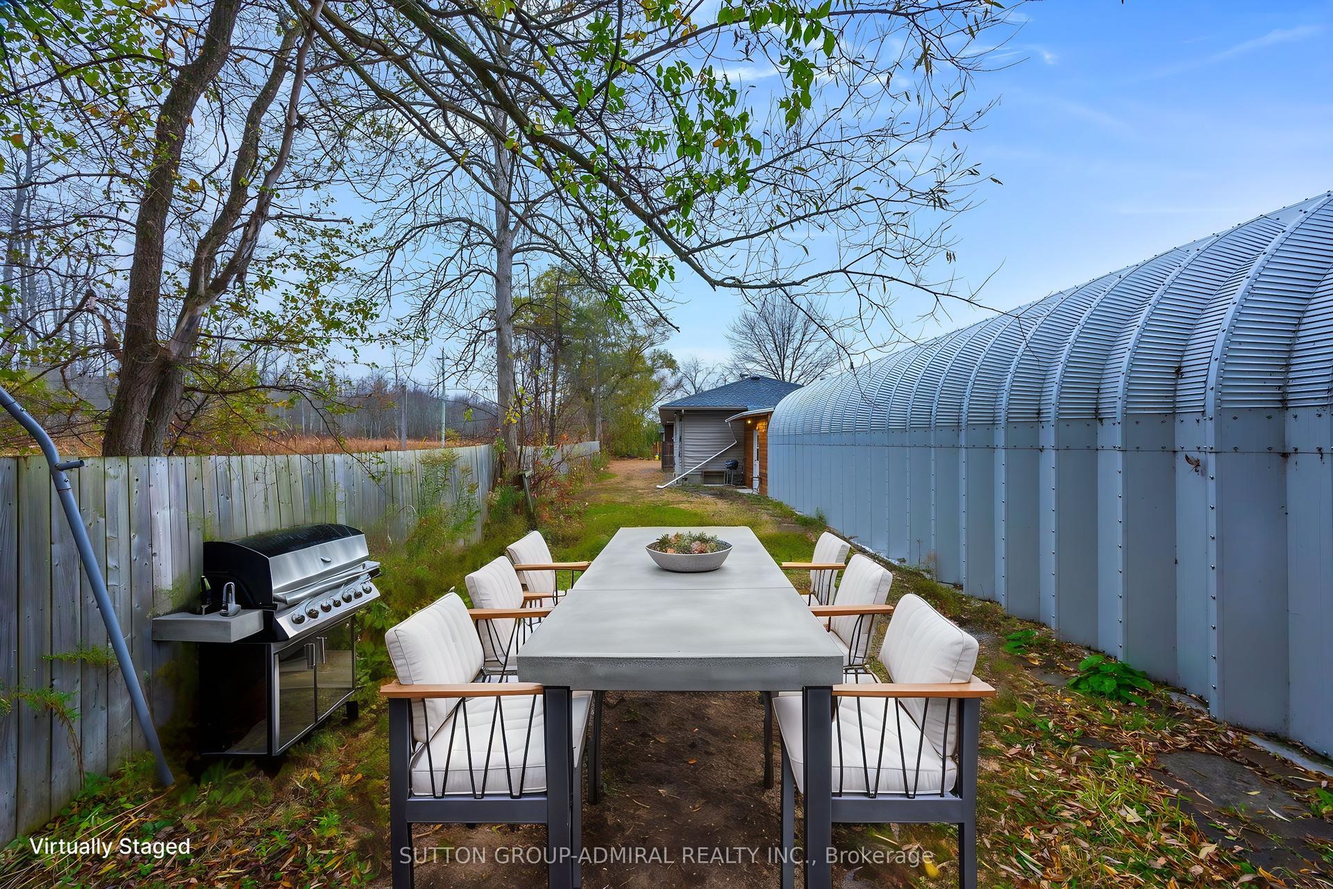 815 Lagoon Drive — photo 1
