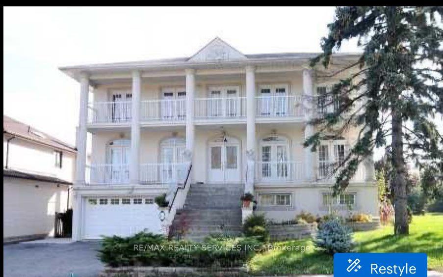 135 Spruce Avenue, Richmond Hill — Detached for sale, photo 1