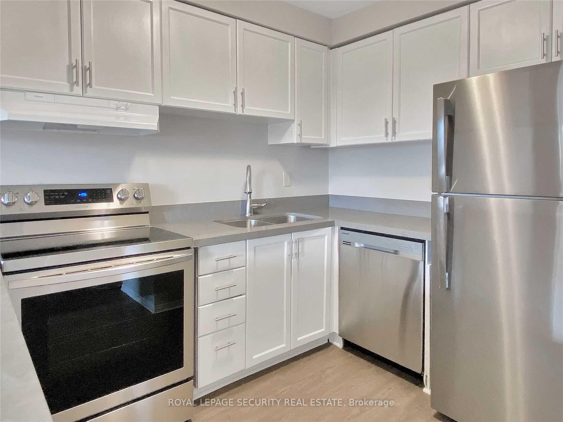 696 St. Clair Avenue W 308 #308, Toronto — Multiplex for lease, photo 1