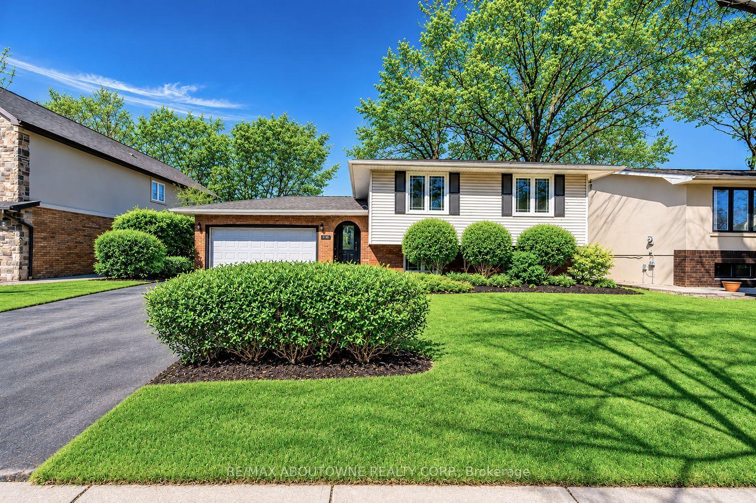 2165 Dunedin Road, Oakville — Detached for lease, photo 1