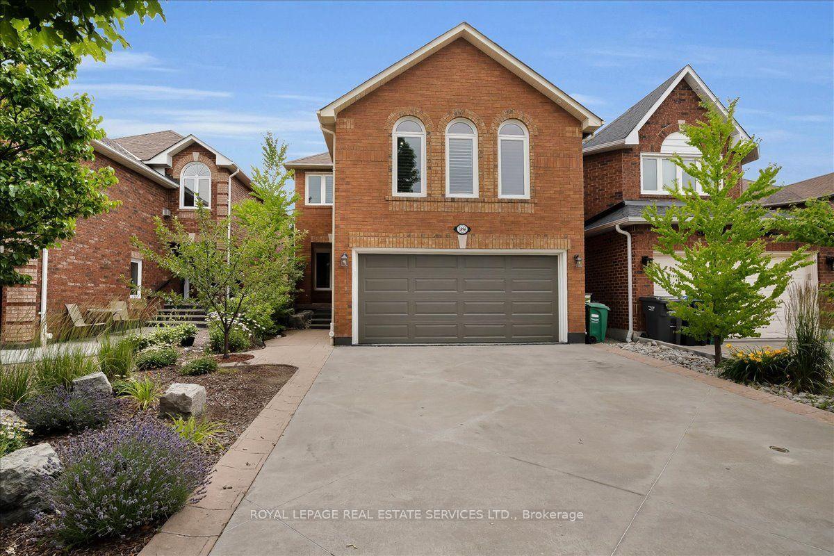 3896 Densbury Drive, Mississauga — Detached for sale, photo 1