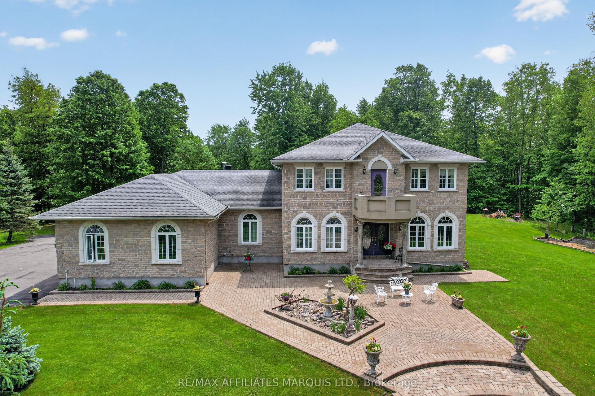 16935 Beaver Dam Drive — photo 1