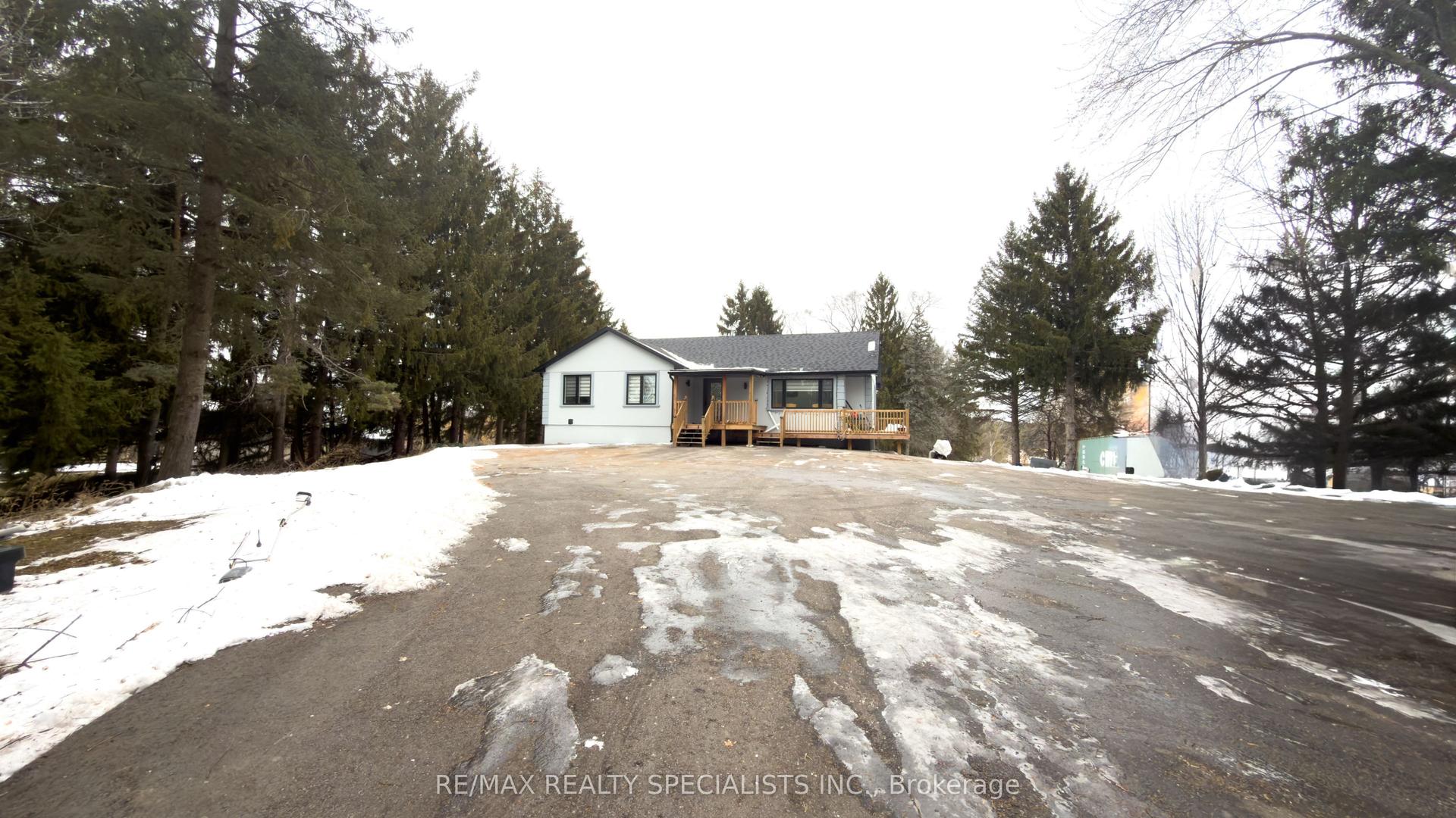 15553 The Gore Road — photo 1