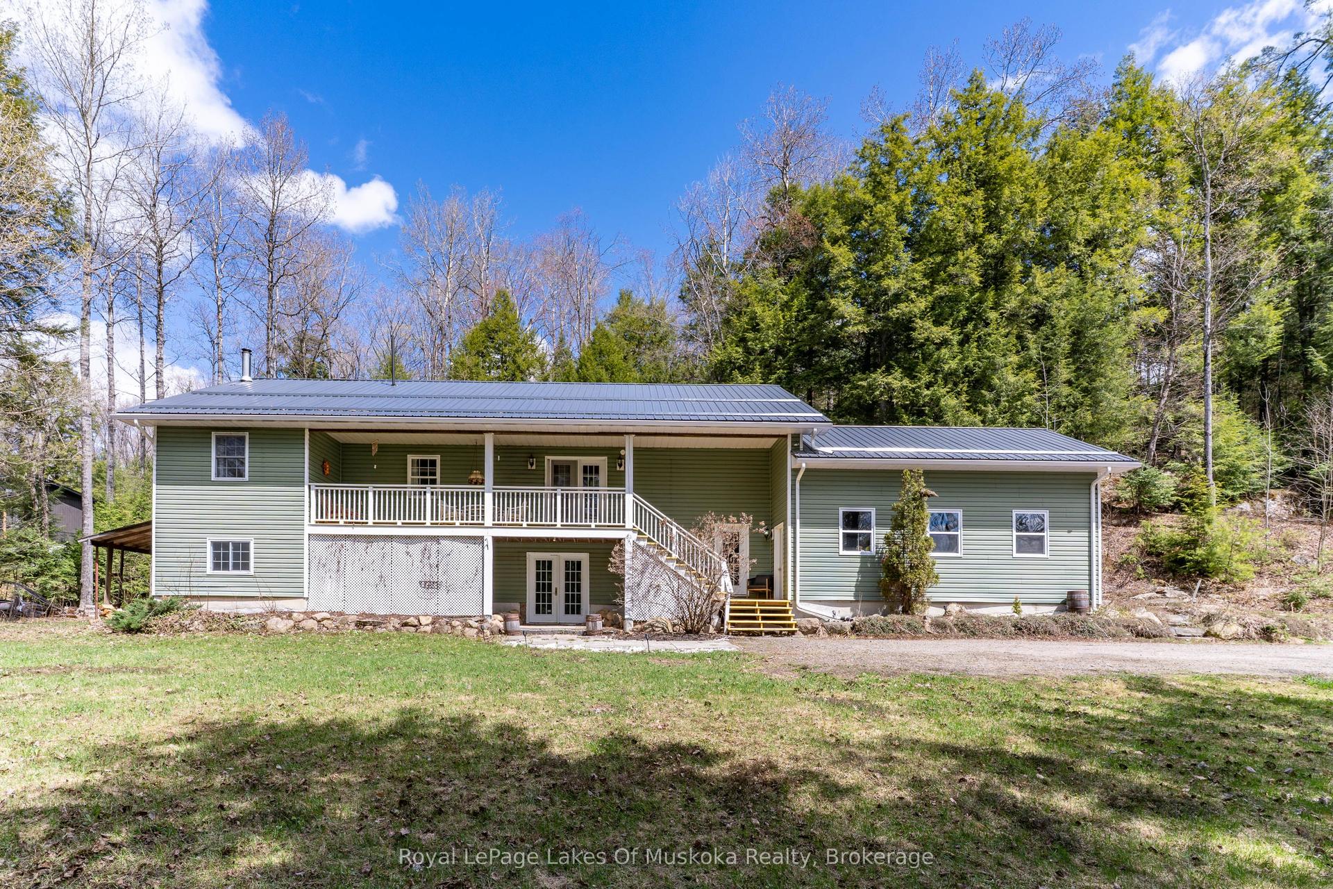 1185 Miriam Drive — photo 1