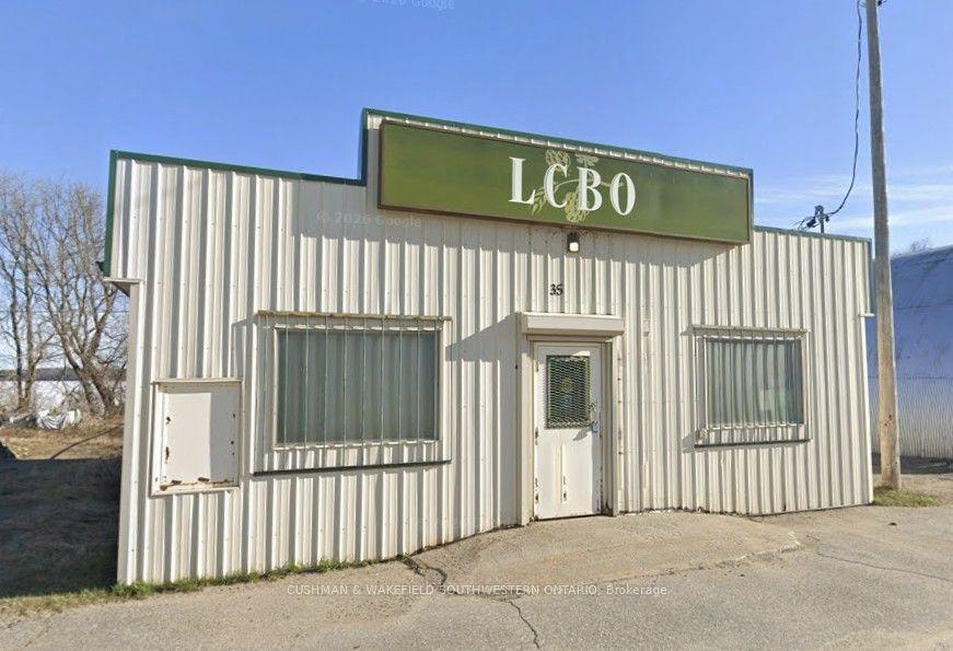 35 Second Street, Sioux Lookout — Commercial for sale, photo 1