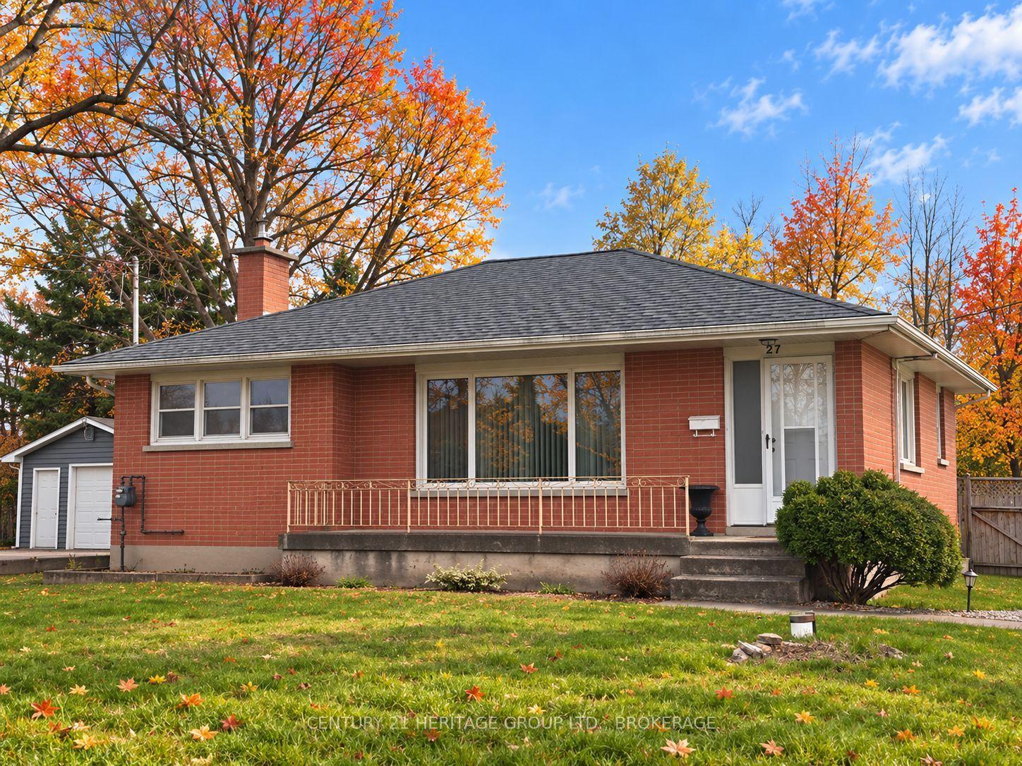 227 Arnold Street, Kingston — Detached for sale, photo 1