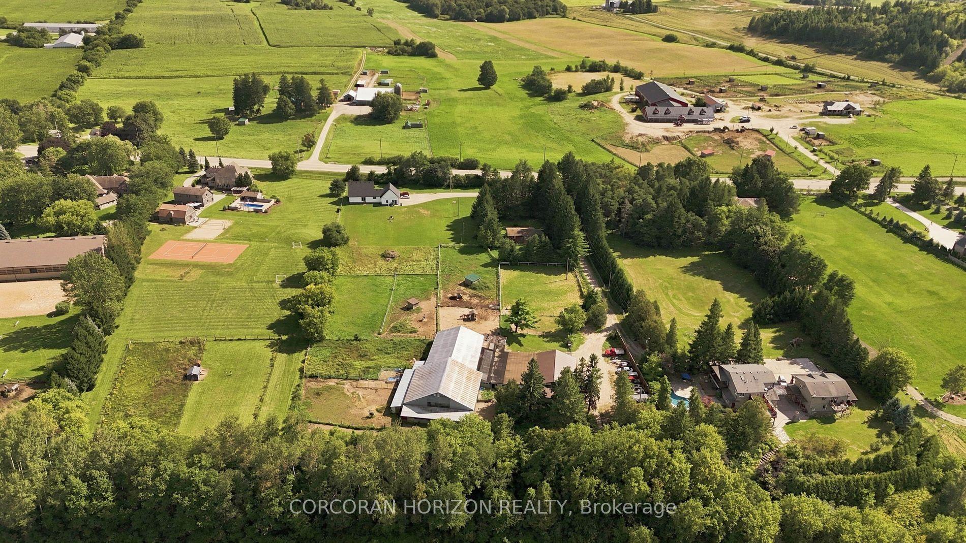 1238 Snyder's Road E, Wilmot — Detached for sale, photo 1