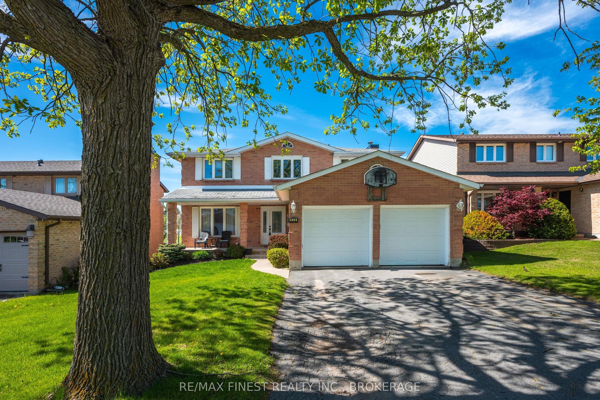 838 Woodside Drive — photo 1