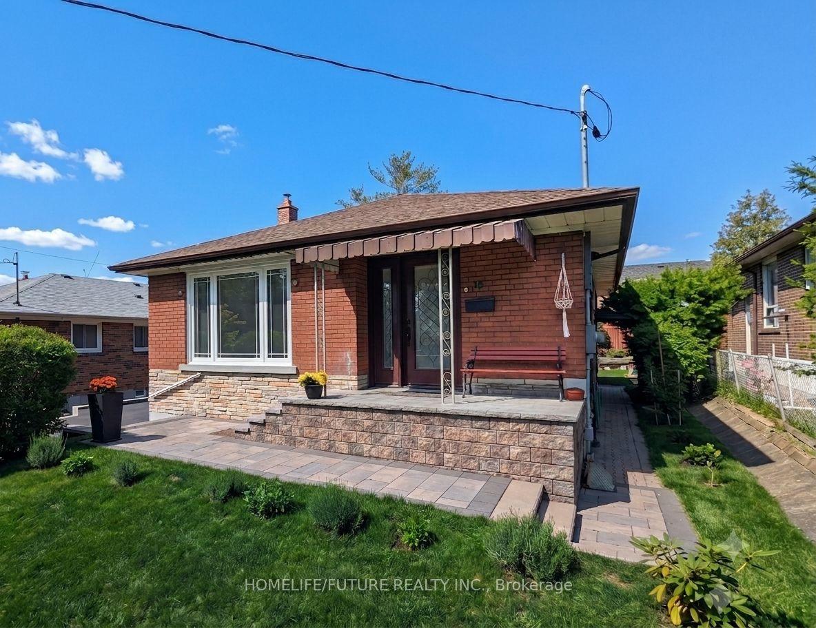 36 Kim Court — photo 1