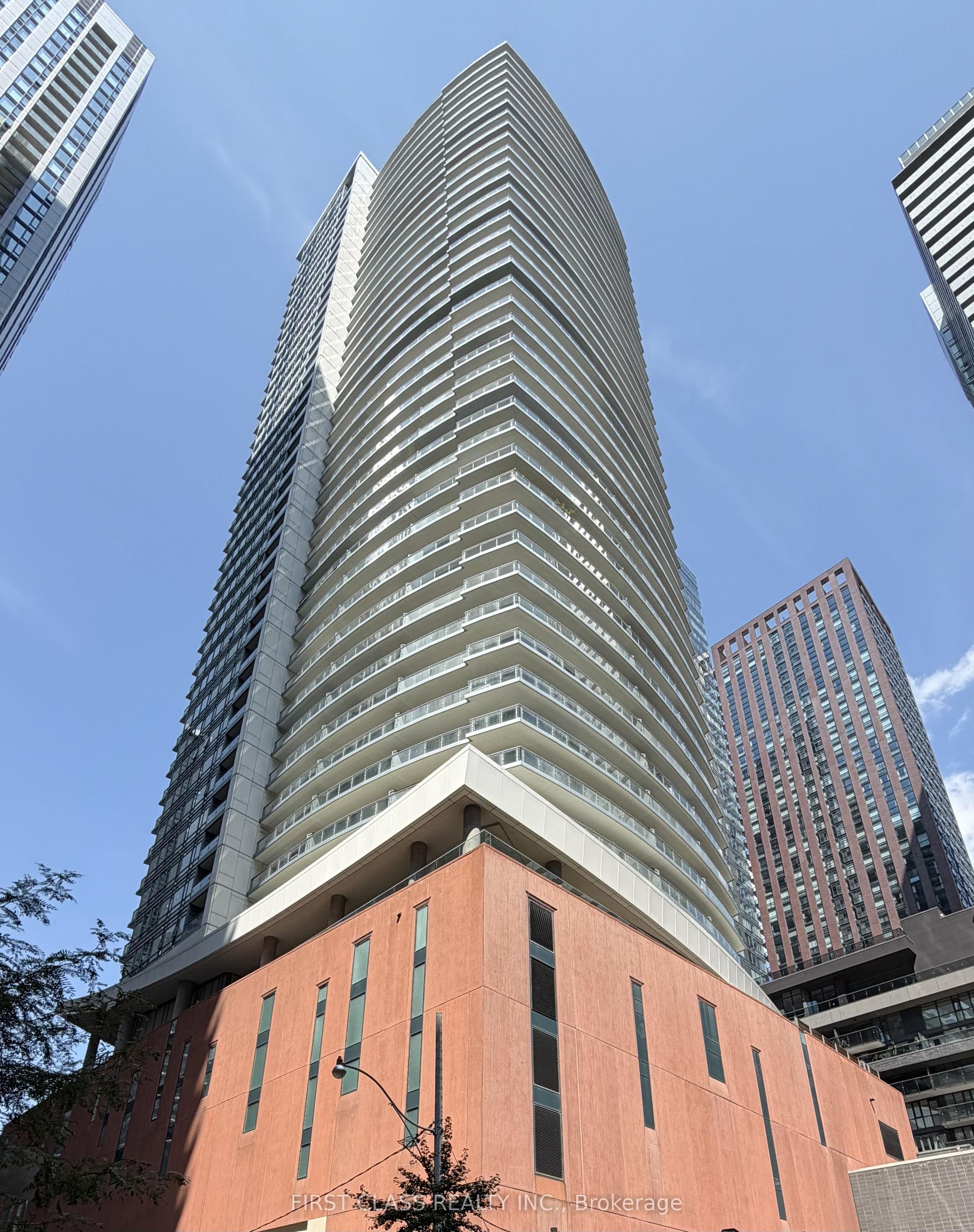 21 Widmer Street 4201 #4201, Toronto — Condo for lease, photo 1