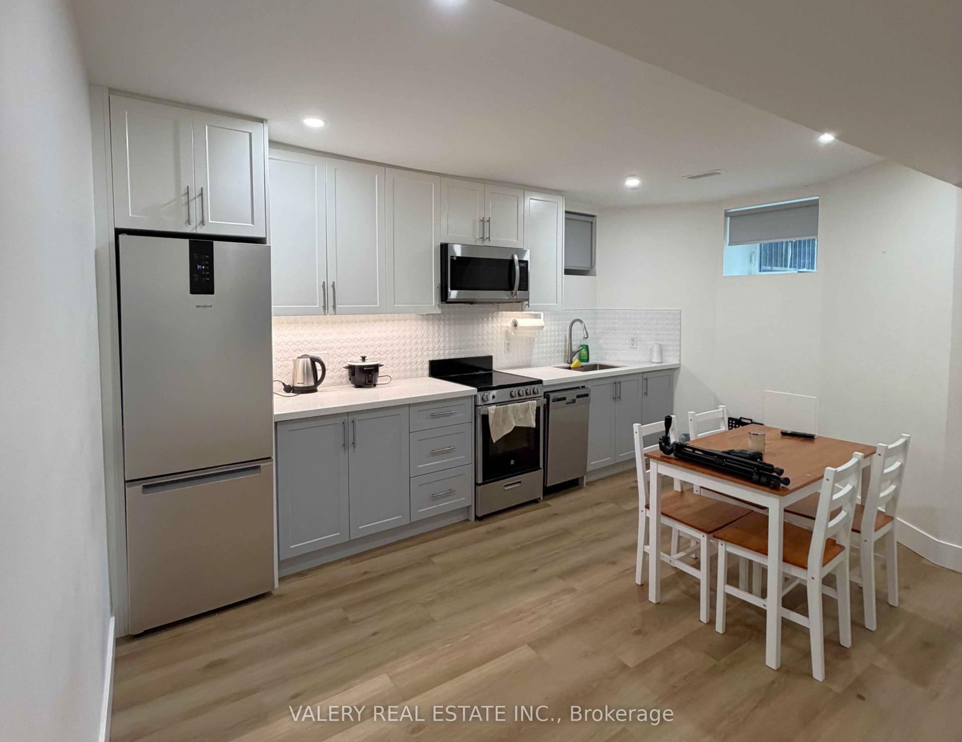 1502 Dufferin Street Lower #Lower, Toronto — Multiplex for lease, photo 1