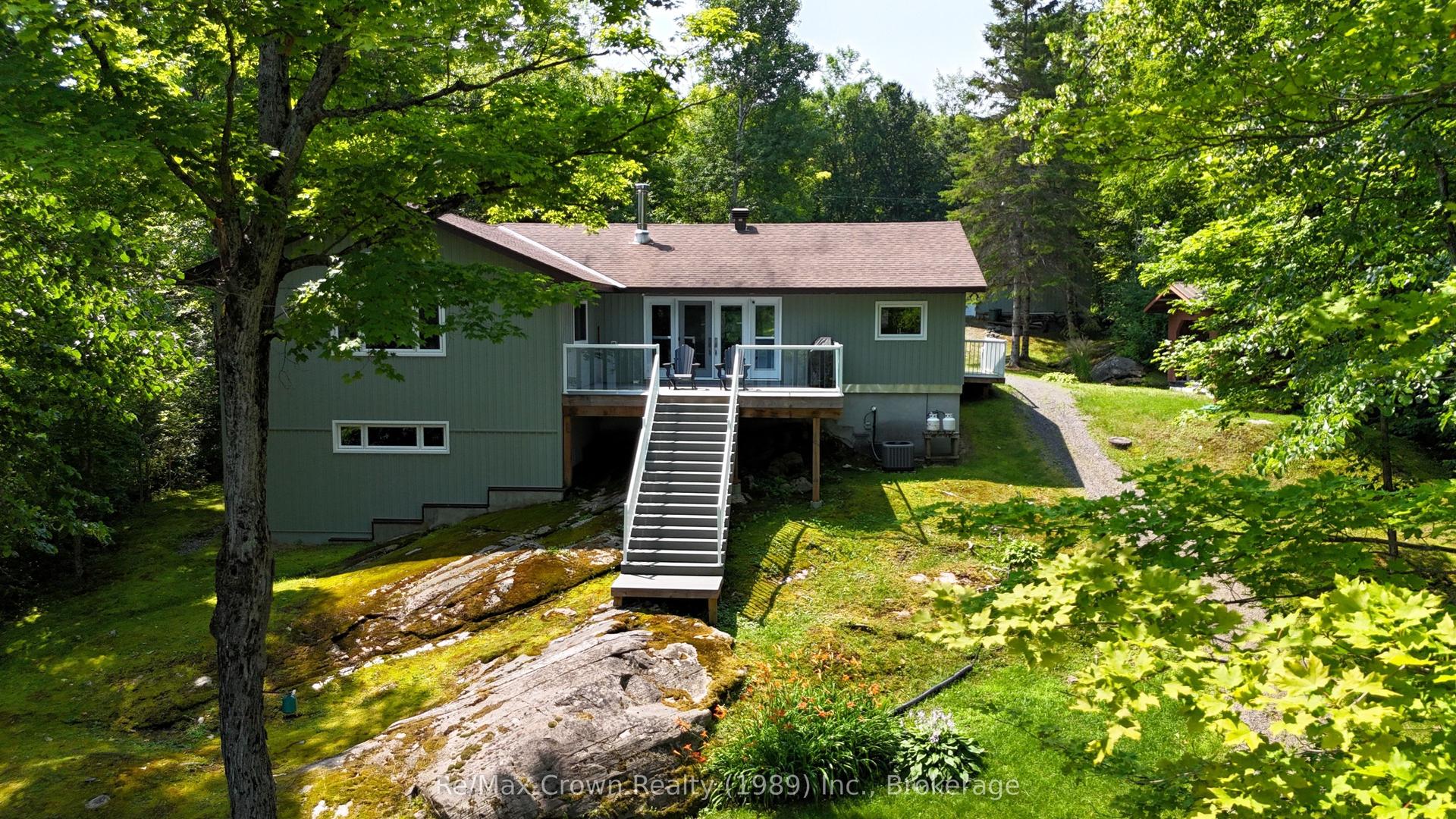 108 Murphy Drive — photo 1