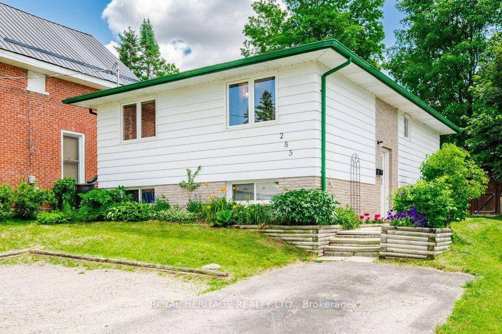285 Euclid Avenue, Peterborough — Detached for sale, photo 1
