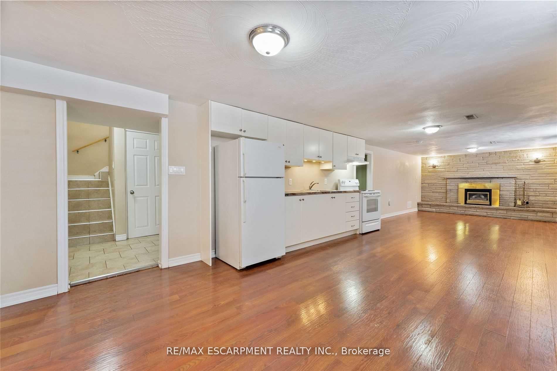 864 Upper Ottawa Street Basement #Basement — photo 1