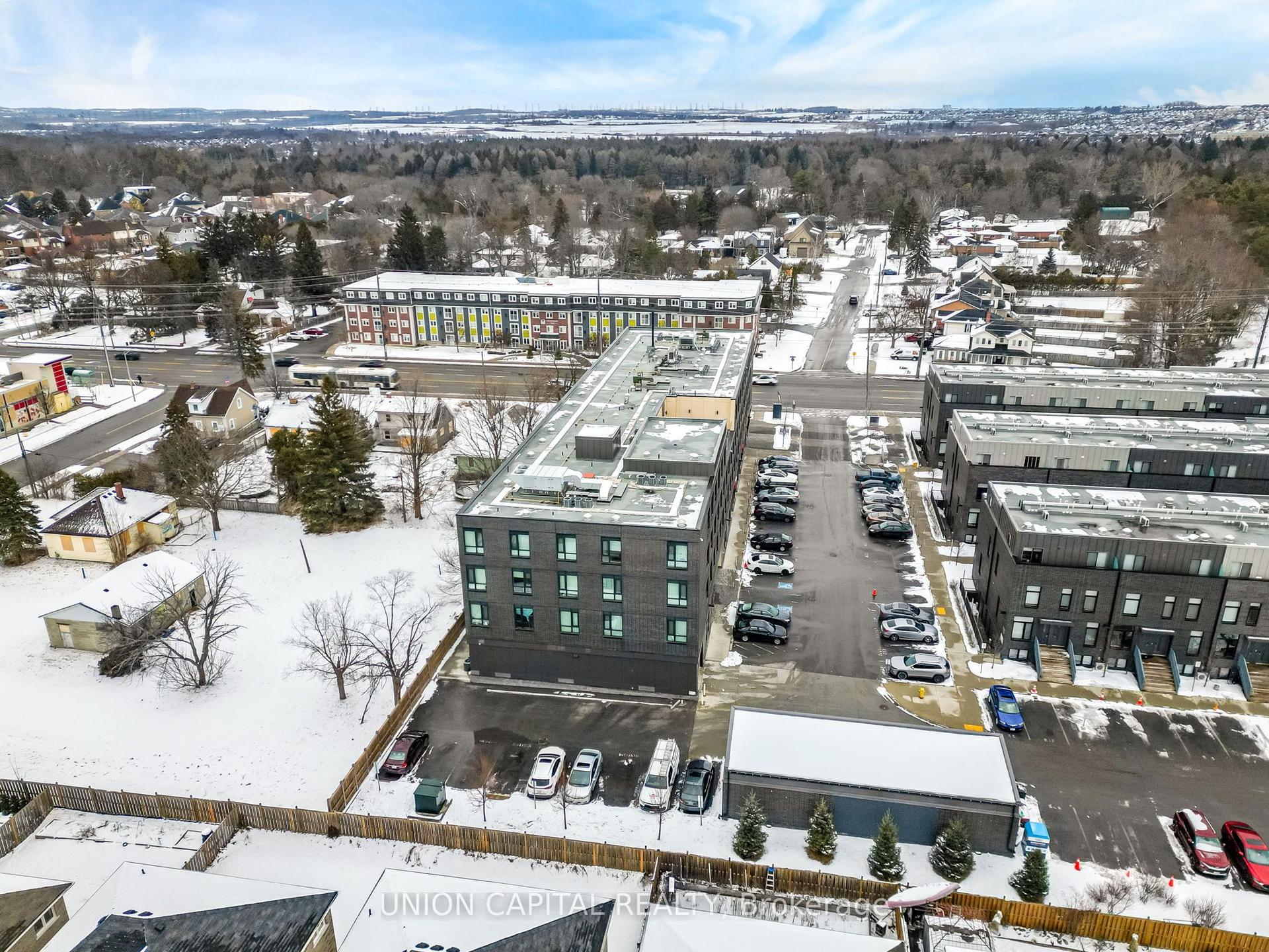 1800 Simcoe Street 201 #201 — photo 1