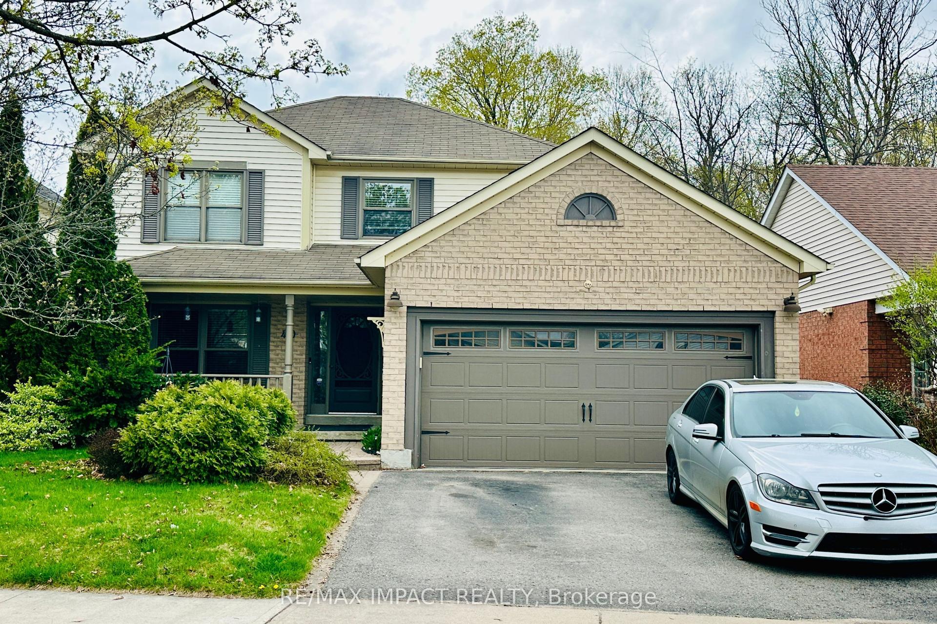 470 Safari Drive — photo 1
