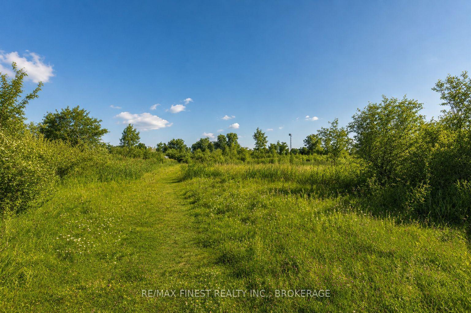 Lot 75-81 Plan 65 Cross Street, Frontenac — Land for sale, photo 1