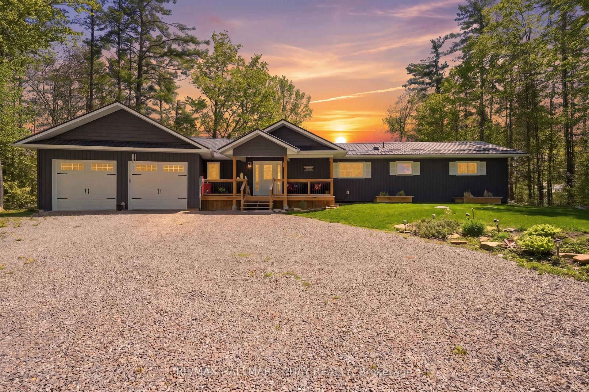 18 Baker Boulevard, Kawartha Lakes — Detached for sale, photo 1