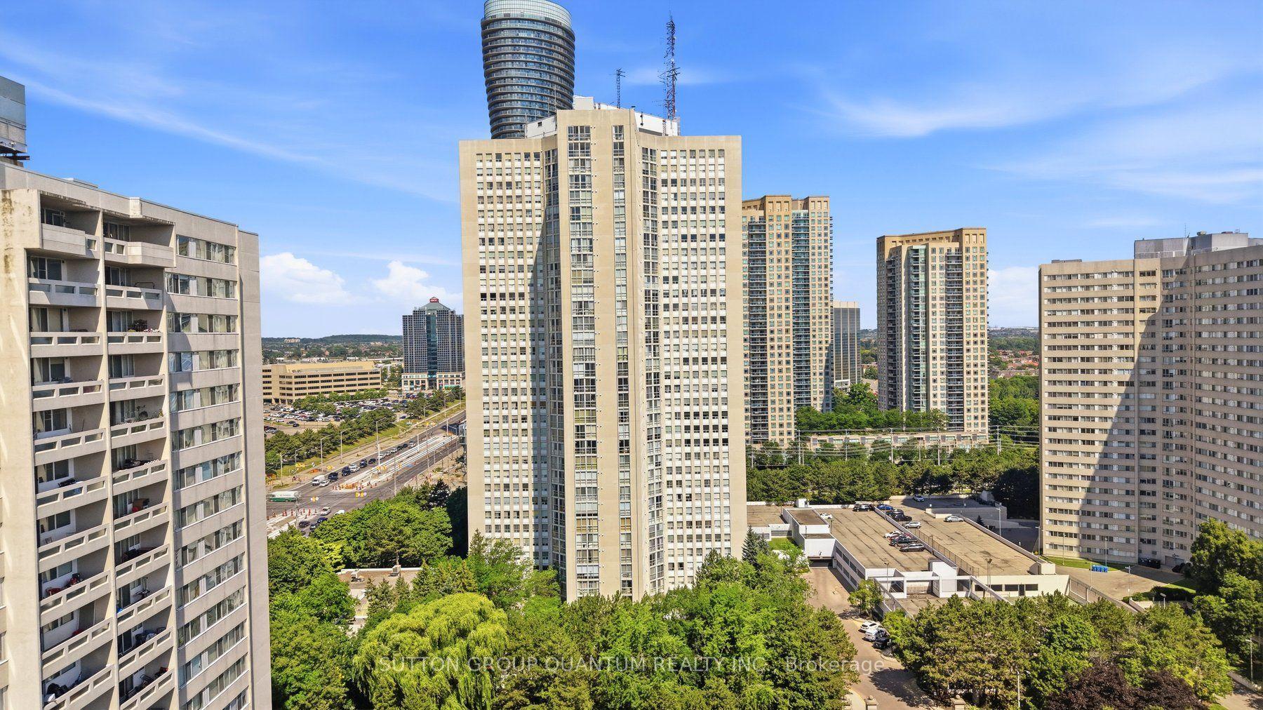 3650 Kaneff Crescent 304 #304, Mississauga — Condo for sale, photo 1