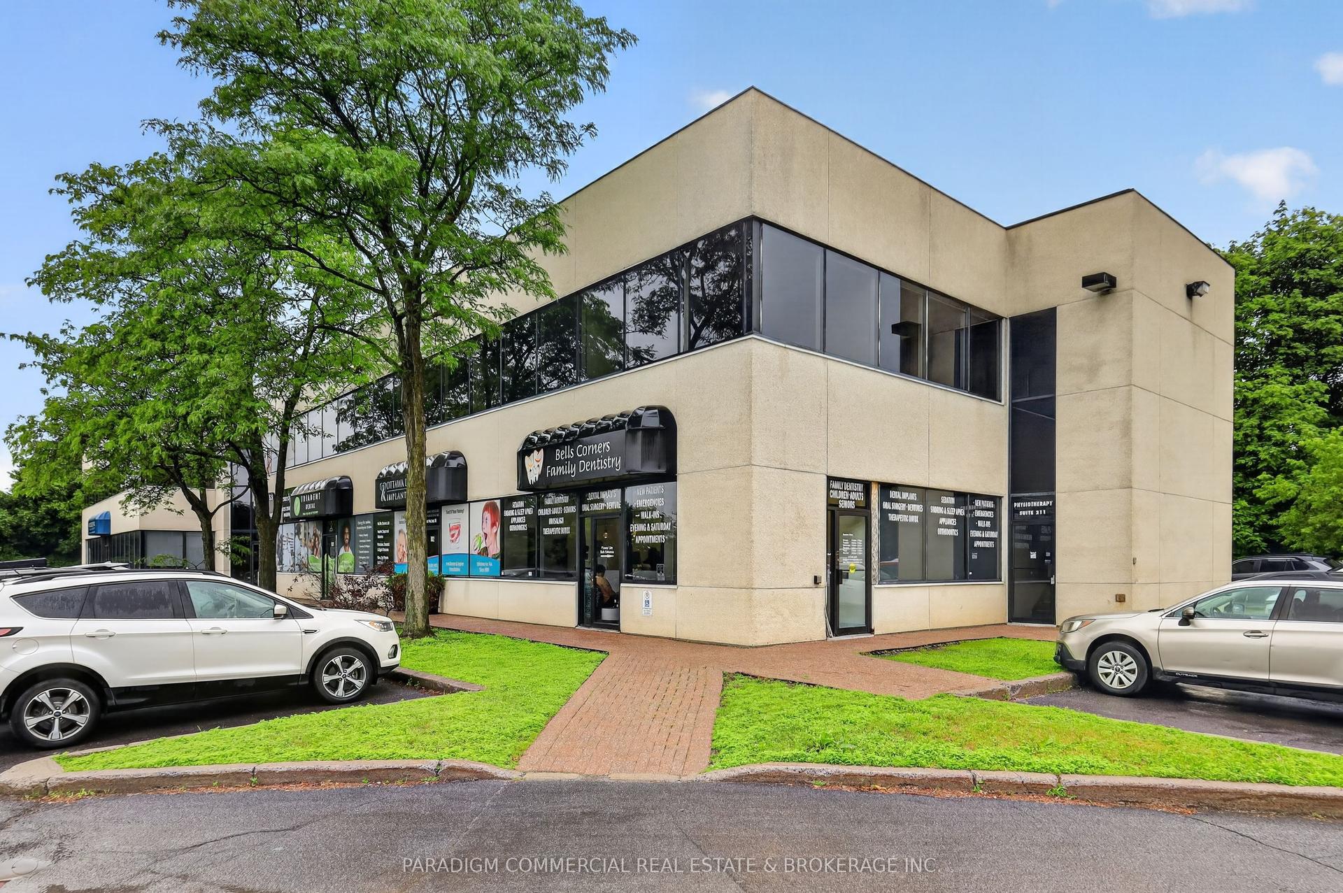 1956 Robertson Road 201 #201 — photo 1