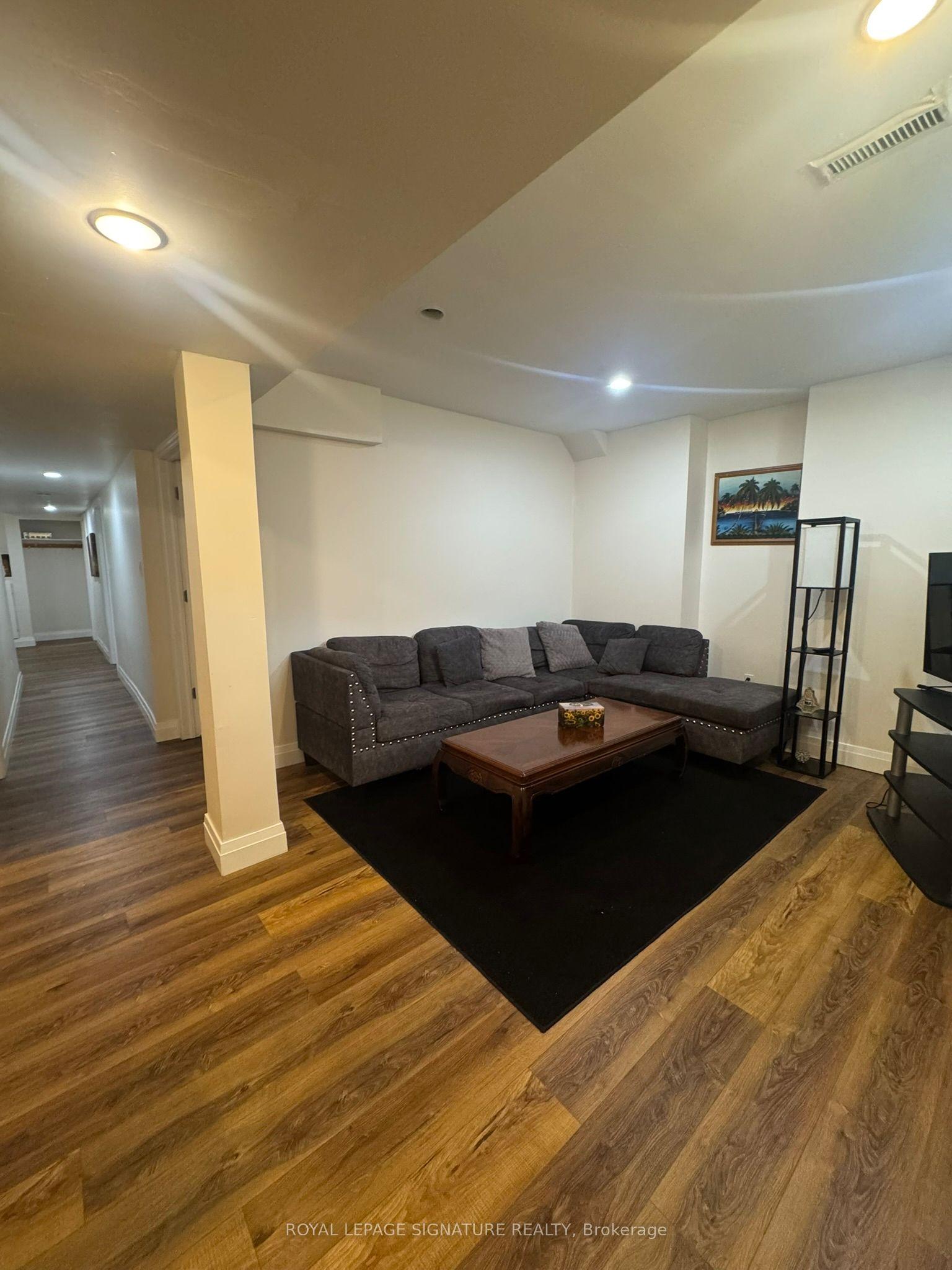 3974 Foxwood Avenue Bsmt #Bsmt, Mississauga — Detached for lease, photo 1