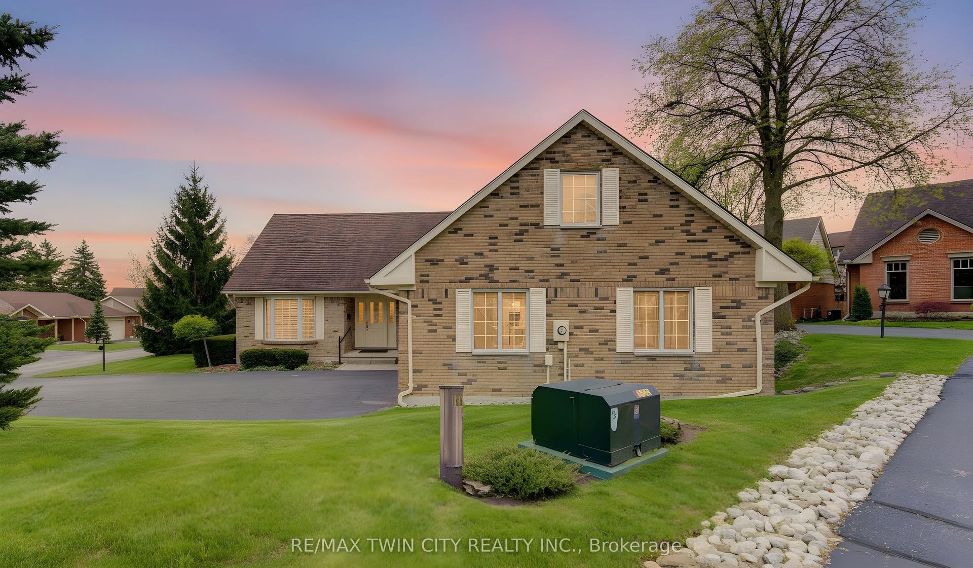 298 Roxton Drive 13 #13 — photo 1