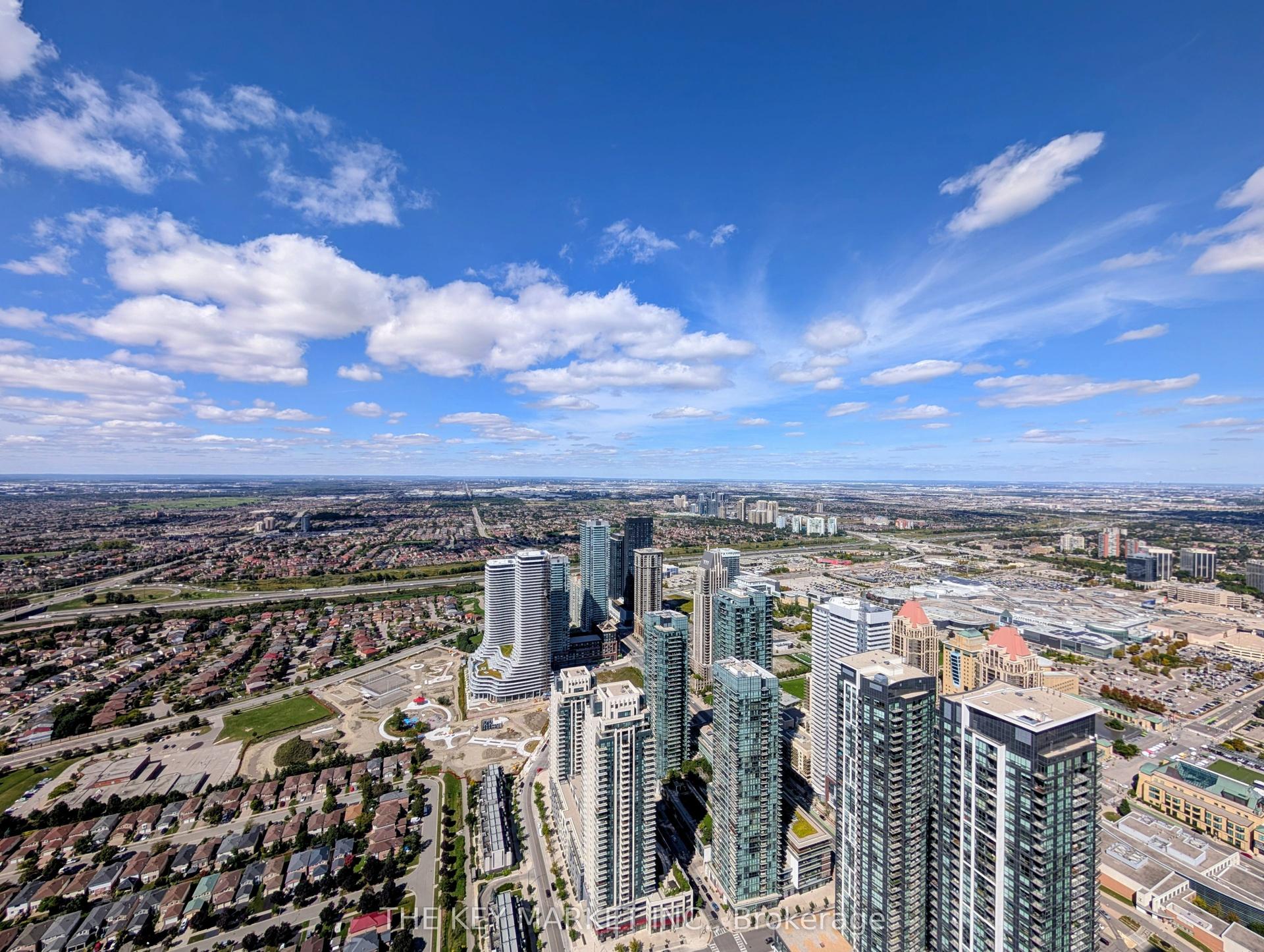 448 Burnhamthorpe Road 7204 #7204, Mississauga — Condo for lease, photo 1