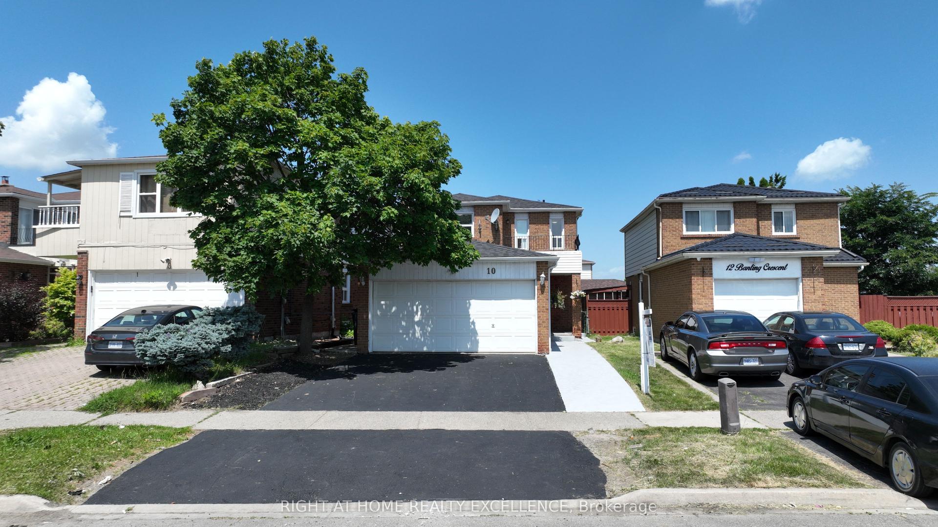 10 Banting Crescent, Brampton — Detached for sale, photo 1
