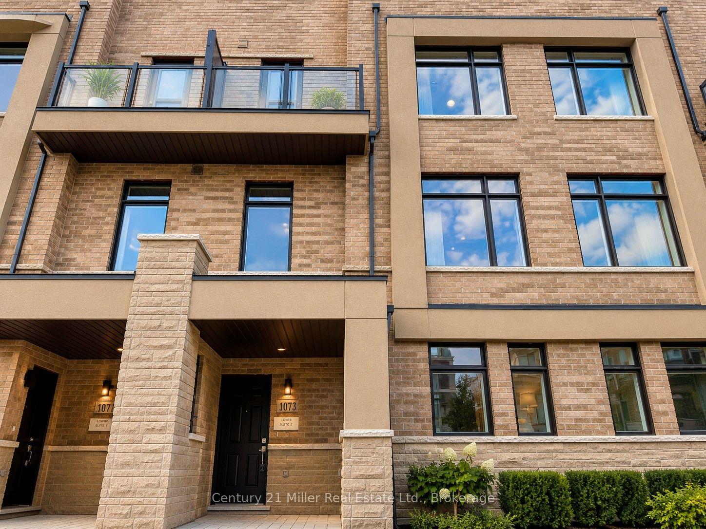 1073 Wheat Boom Drive, Oakville — Townhouse for sale, photo 1