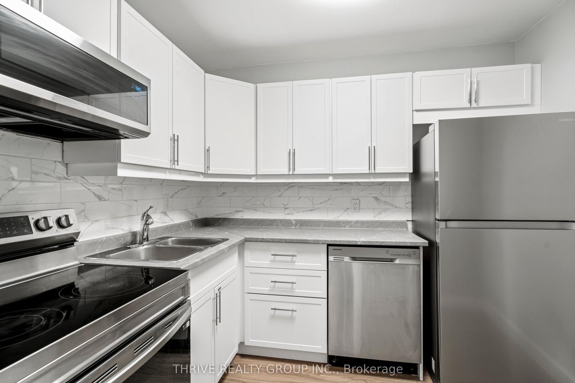 563 Mornington Avenue 611 #611 — photo 1