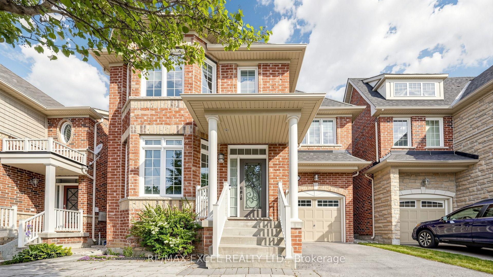 14 James Joyce Drive — photo 1