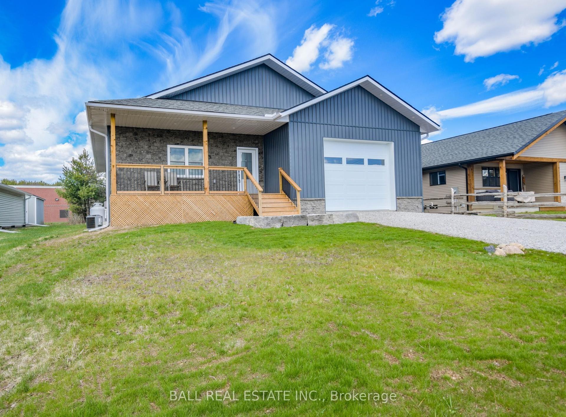 9 Williams Drive — photo 1