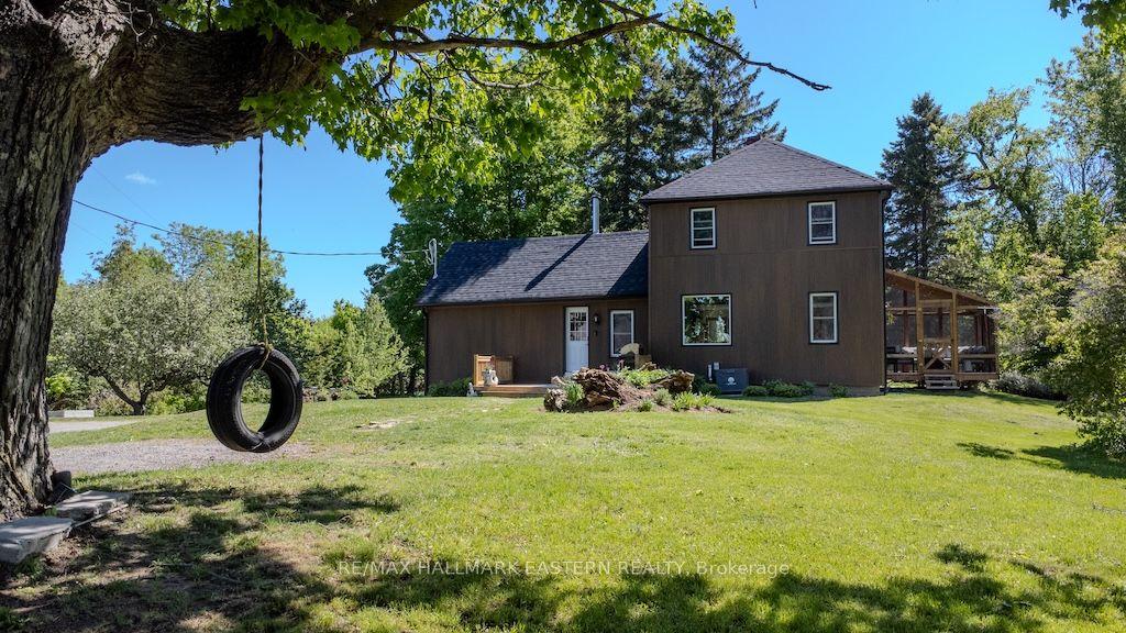 2279 Pigeon Lake Road — photo 1