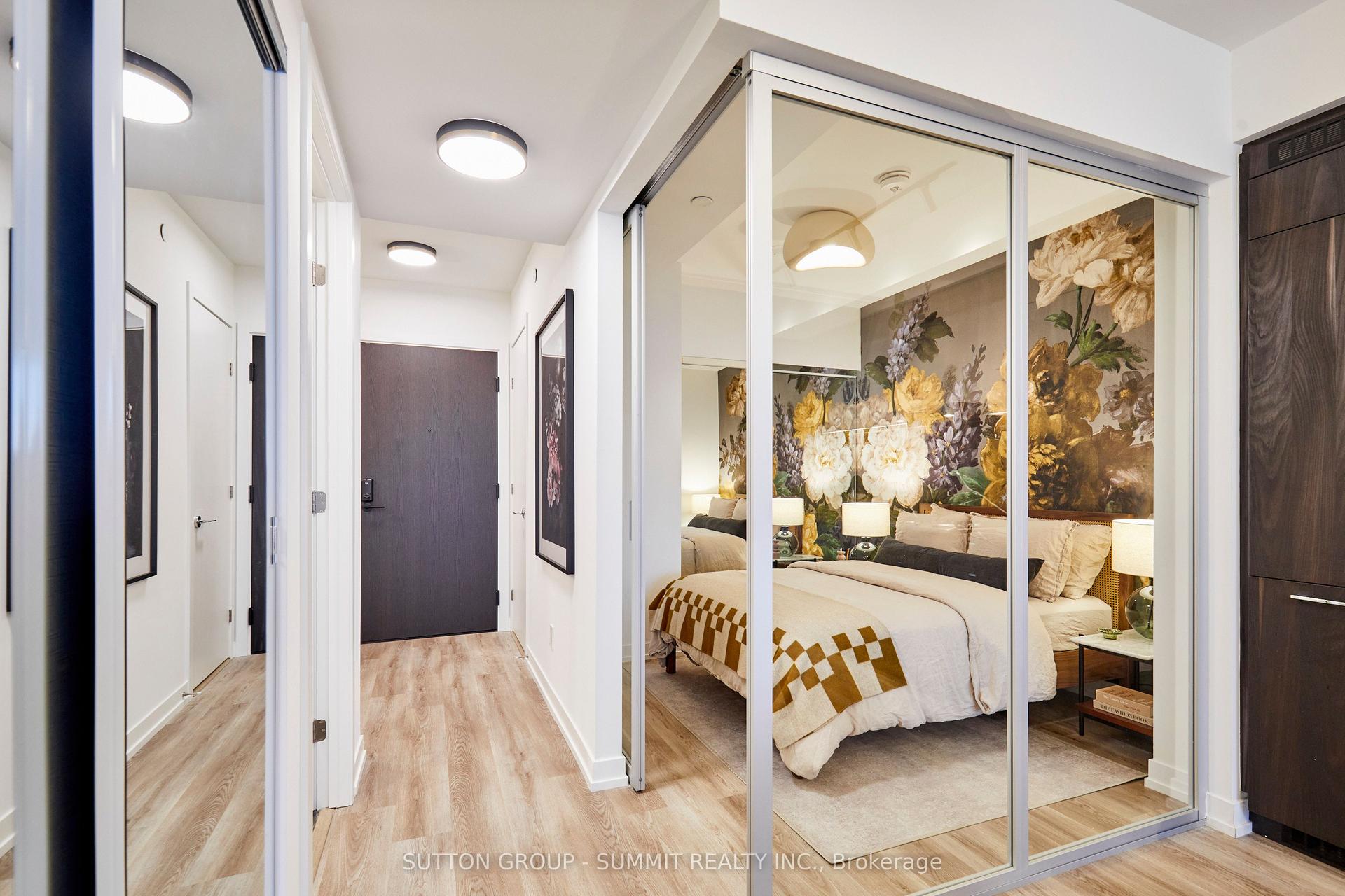 771 YONGE Street 2501 #2501 — photo 1