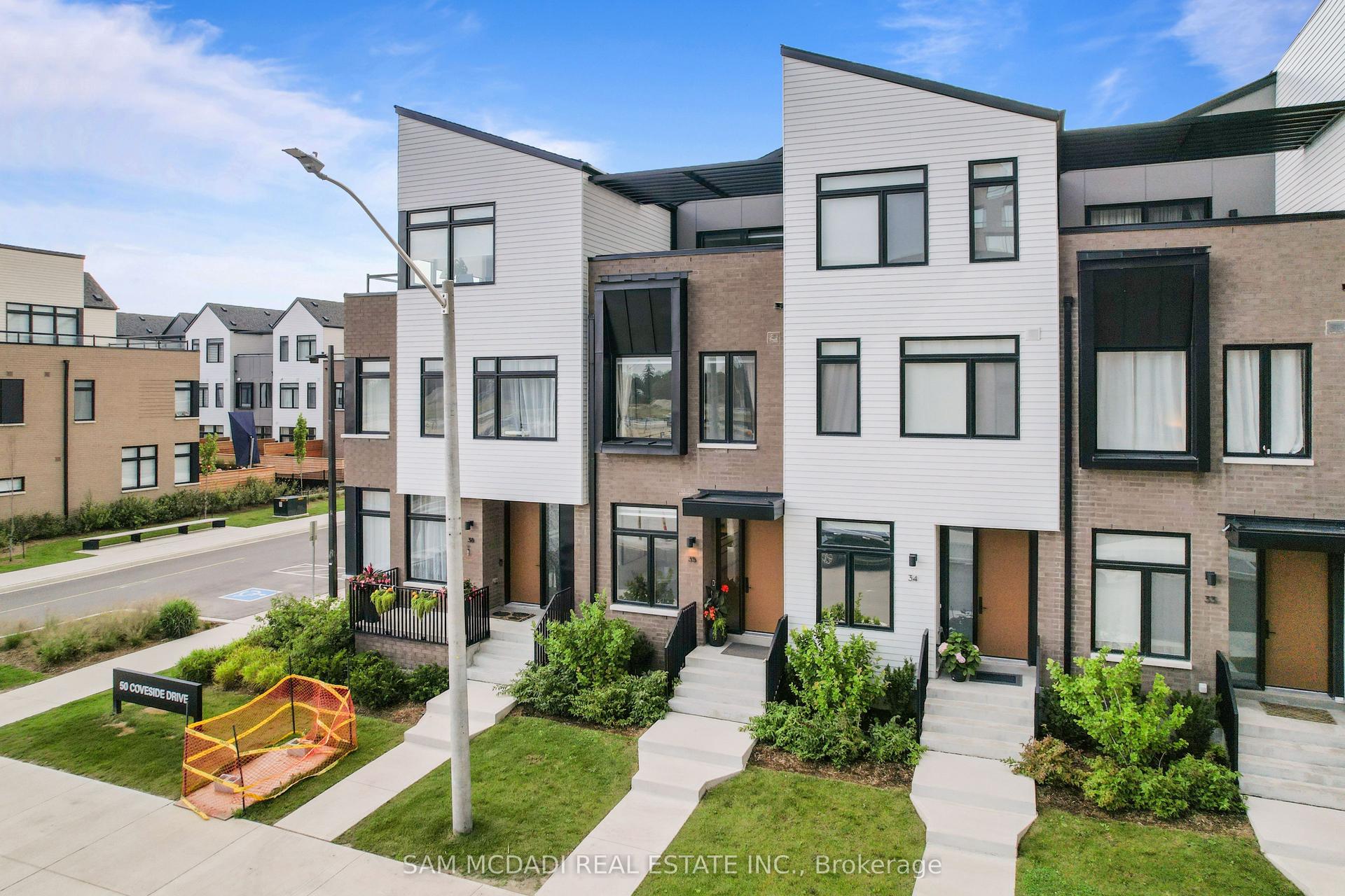 50 Coveside Drive 35 #35, Mississauga — Condo Town for sale, photo 1